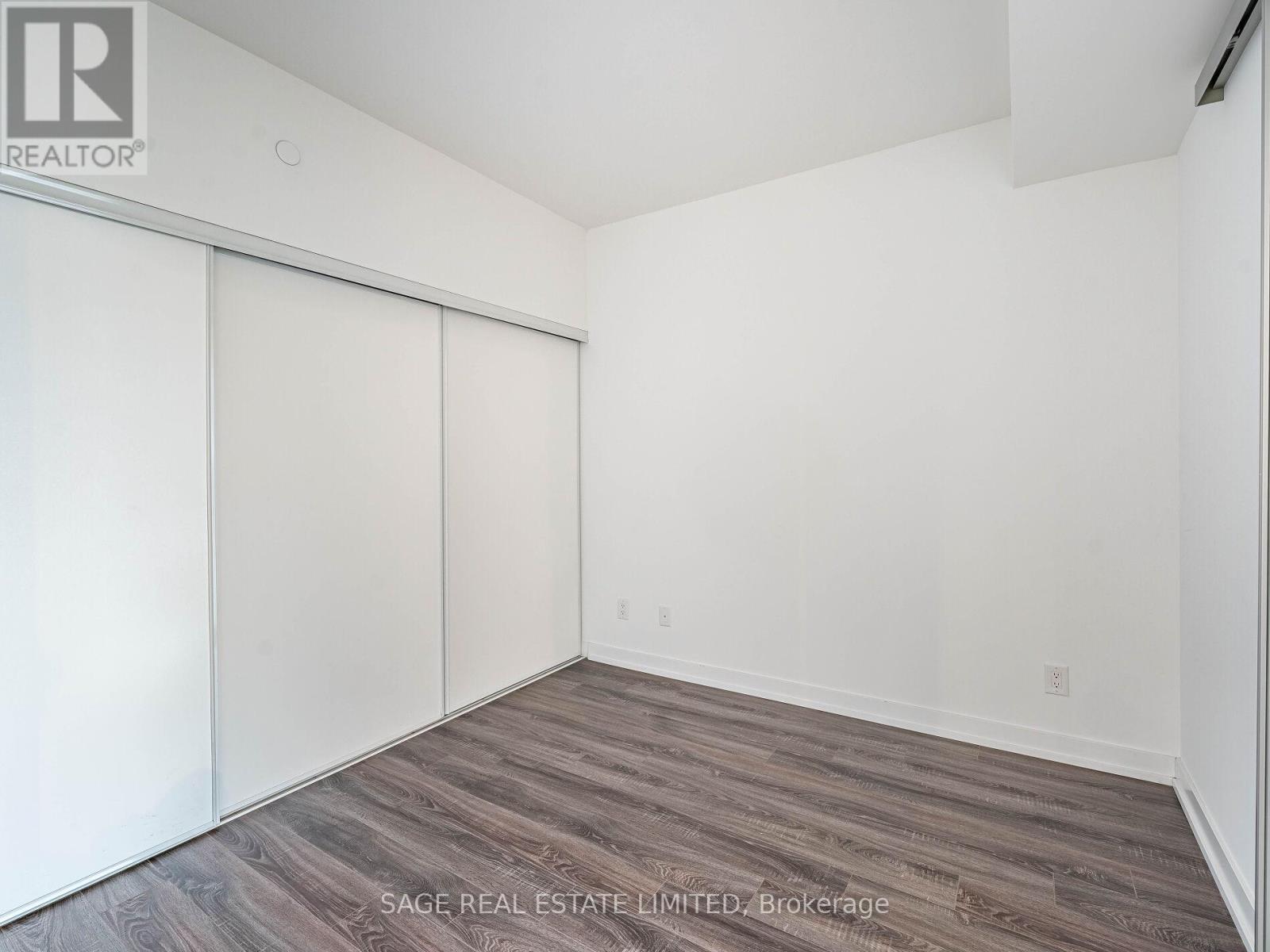 2319 - 20 Edward Street, Toronto (Bay Street Corridor), Ontario  M5G 0C5 - Photo 17 - C12812584