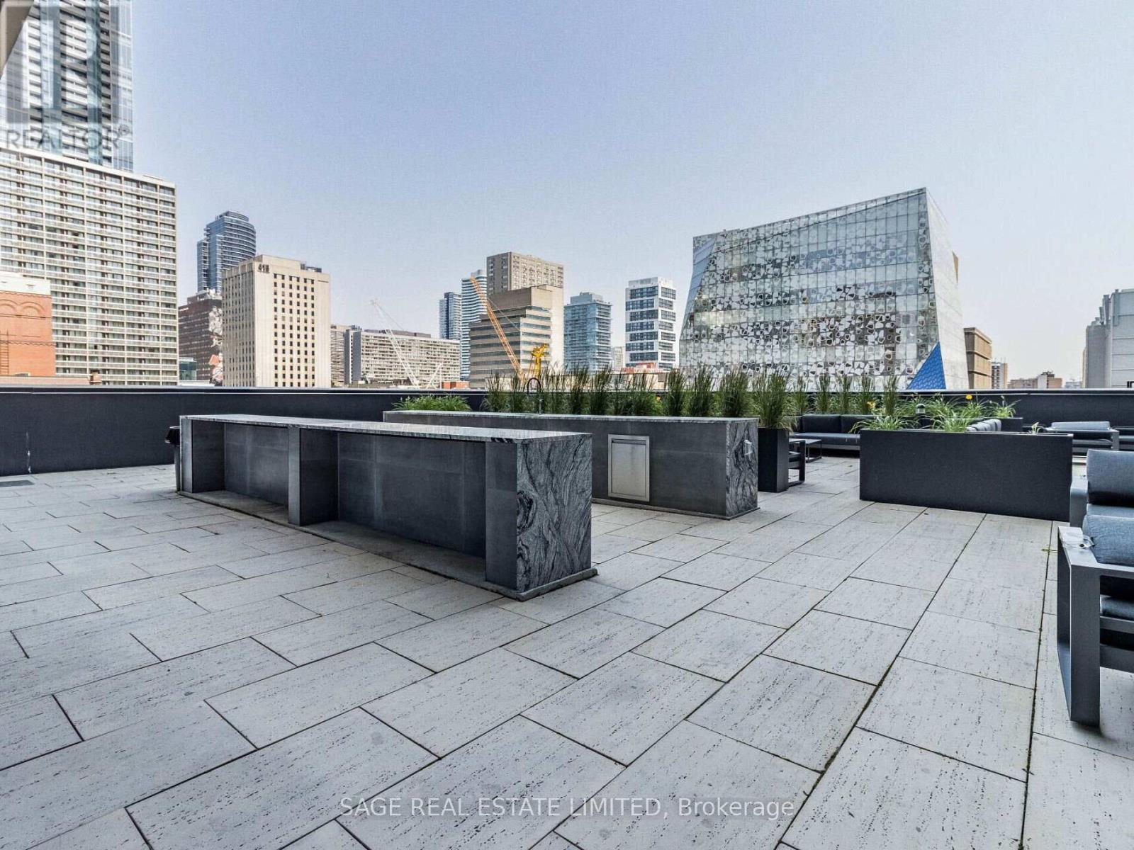 2319 - 20 Edward Street, Toronto (Bay Street Corridor), Ontario  M5G 0C5 - Photo 24 - C12812584