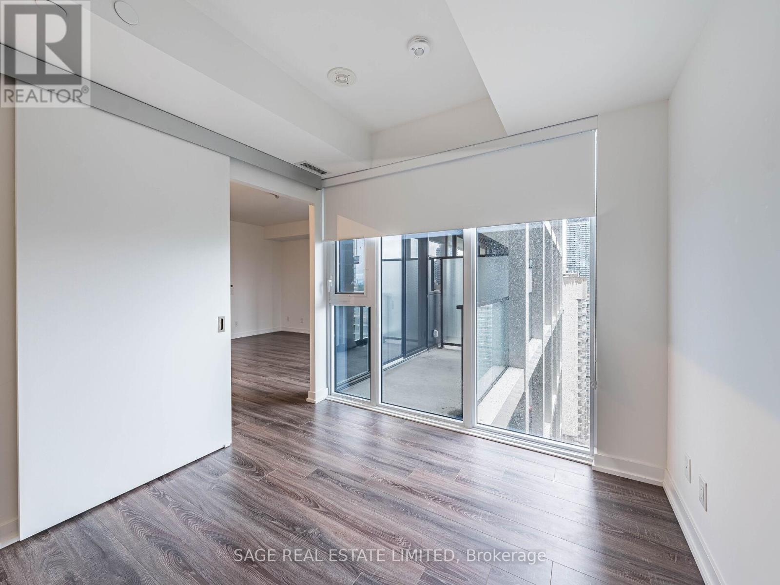 2319 - 20 Edward Street, Toronto (Bay Street Corridor), Ontario  M5G 0C5 - Photo 5 - C12812584