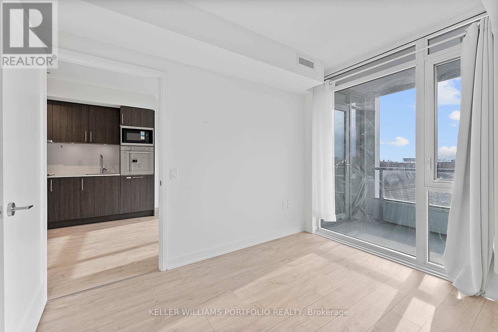 507 - 27 Bathurst Street, Toronto (Waterfront Communities), Ontario  M5V 0R1 - Photo 20 - C12812628