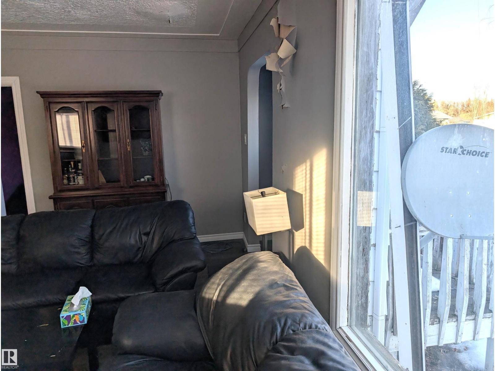 4720 52 St, Calmar, Alberta  T0C 0V0 - Photo 4 - E4470583