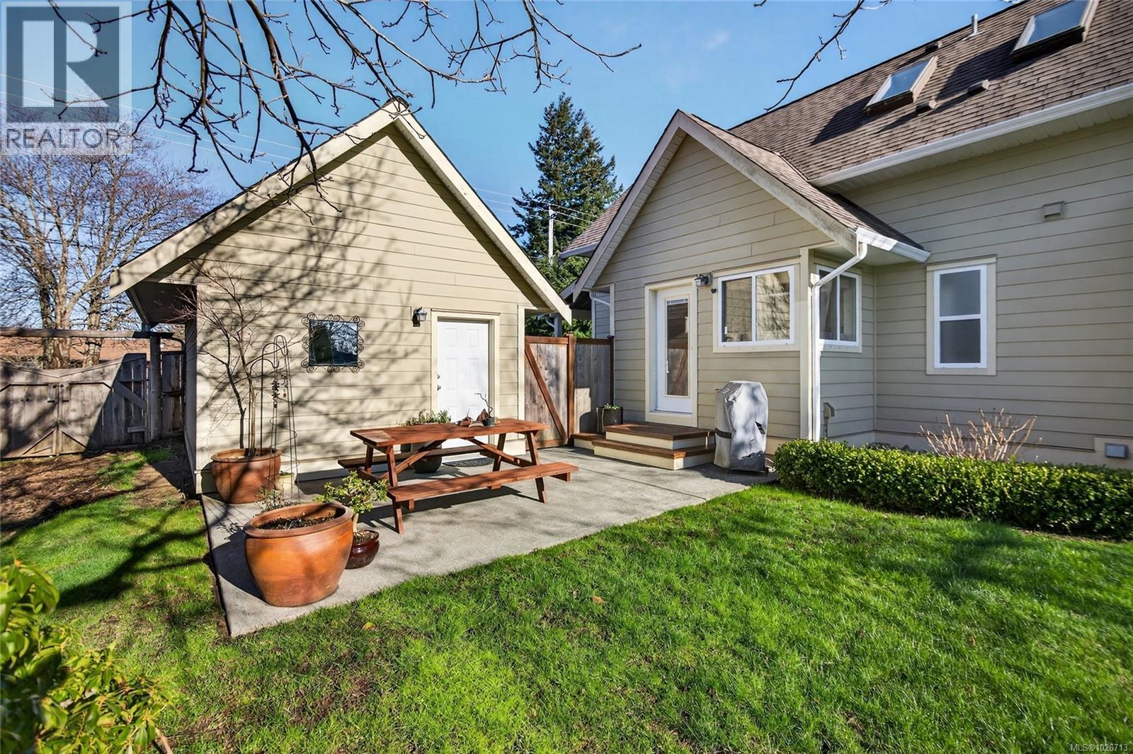 2156 Eardley Rd, Campbell River, British Columbia  V9W 1L5 - Photo 32 - 1026713