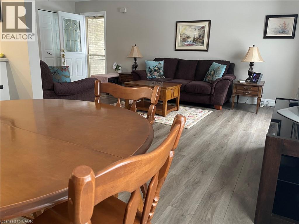 22 Matthew Court, Kitchener, Ontario  N2B 1W6 - Photo 18 - 40805834