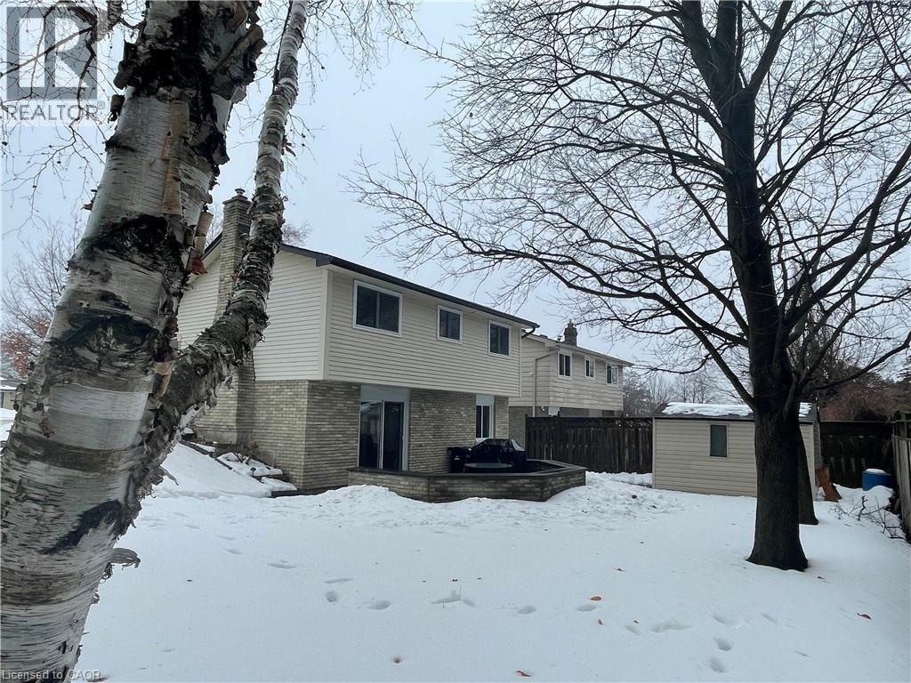 22 Matthew Court, Kitchener, Ontario  N2B 1W6 - Photo 7 - 40805834