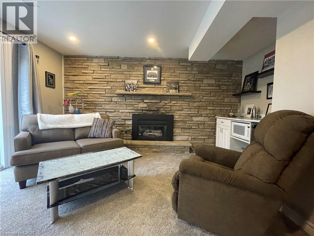 22 Matthew Court, Kitchener, Ontario  N2B 1W6 - Photo 36 - 40805834