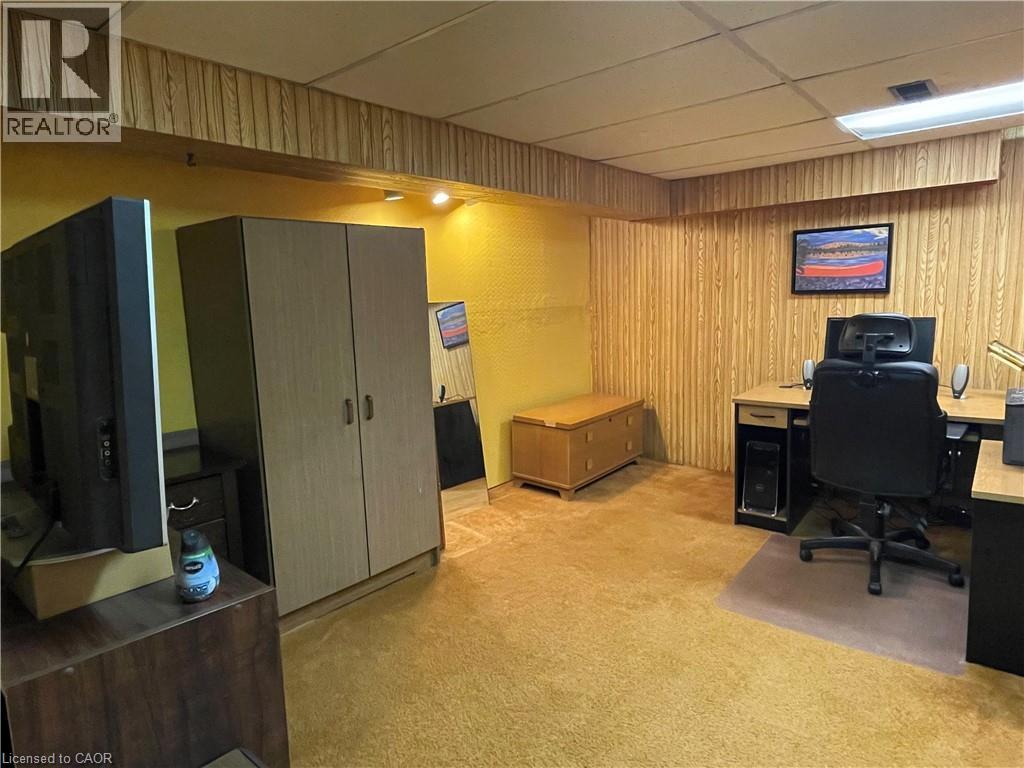 22 Matthew Court, Kitchener, Ontario  N2B 1W6 - Photo 37 - 40805834