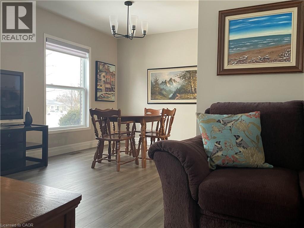 22 Matthew Court, Kitchener, Ontario  N2B 1W6 - Photo 19 - 40805834