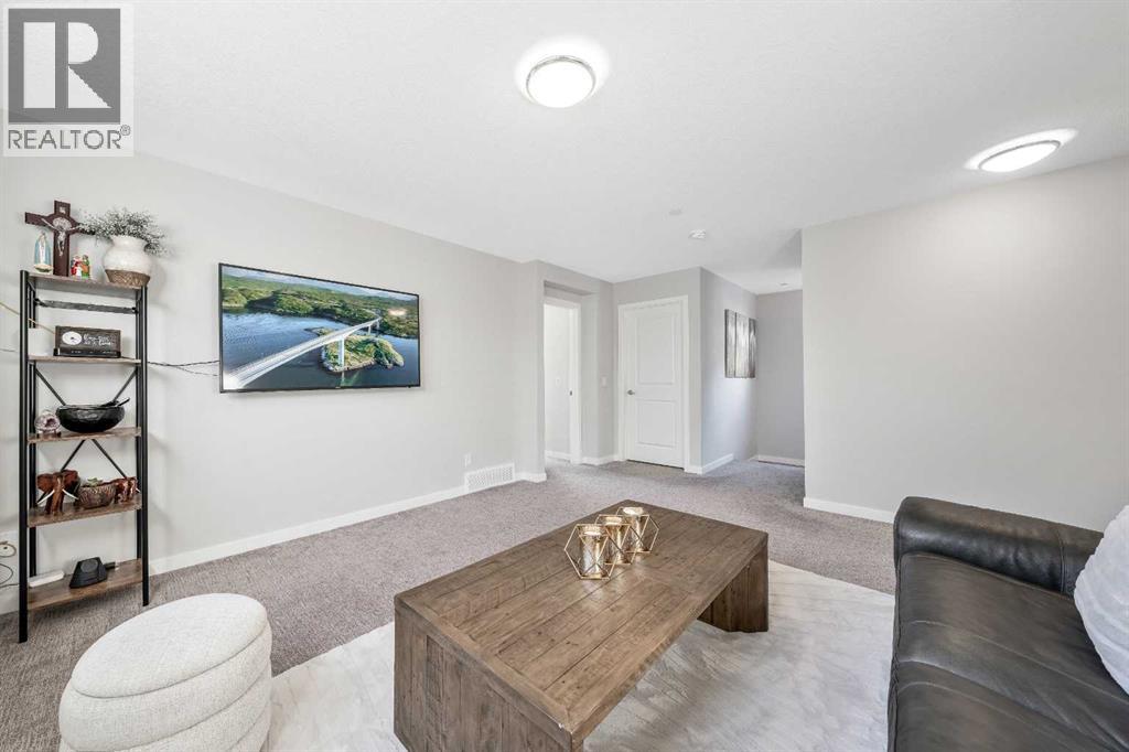 240 Lucas Crescent Nw, Calgary, Alberta  T3P 1M8 - Photo 23 - A2267795