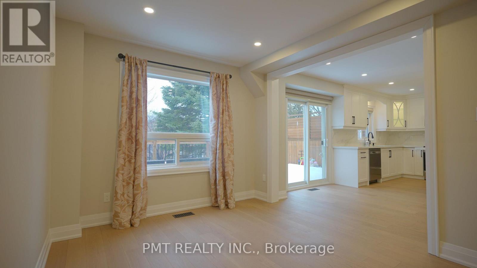 Main - 245 Ravenscroft Road, Ajax (Central West), Ontario  L1T 2A2 - Photo 10 - E12812612