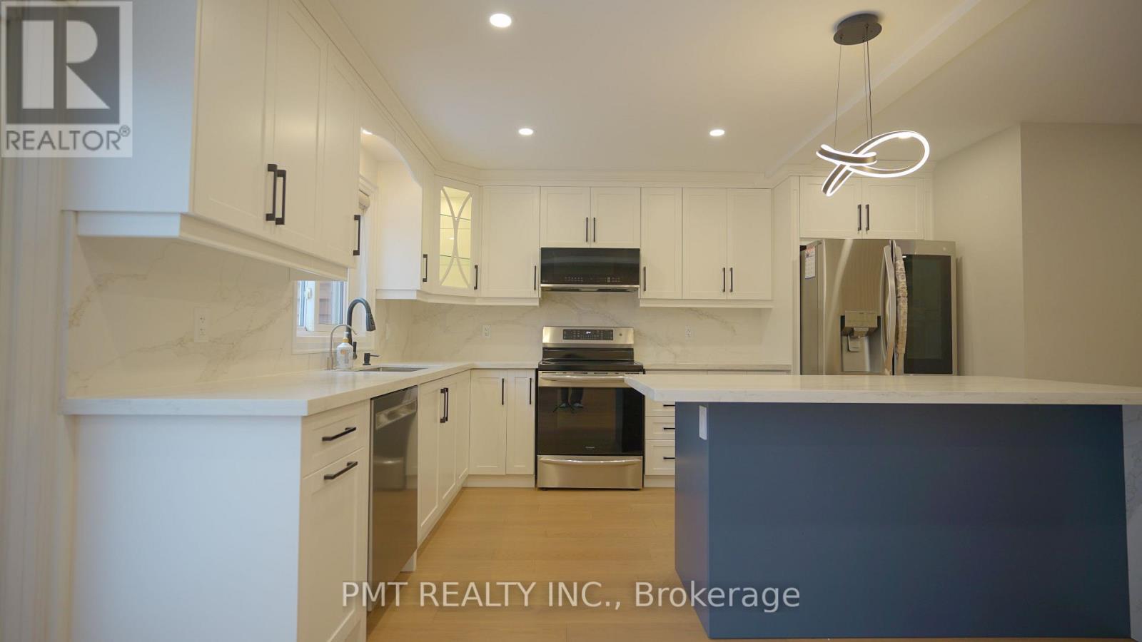 Main - 245 Ravenscroft Road, Ajax (Central West), Ontario  L1T 2A2 - Photo 4 - E12812612