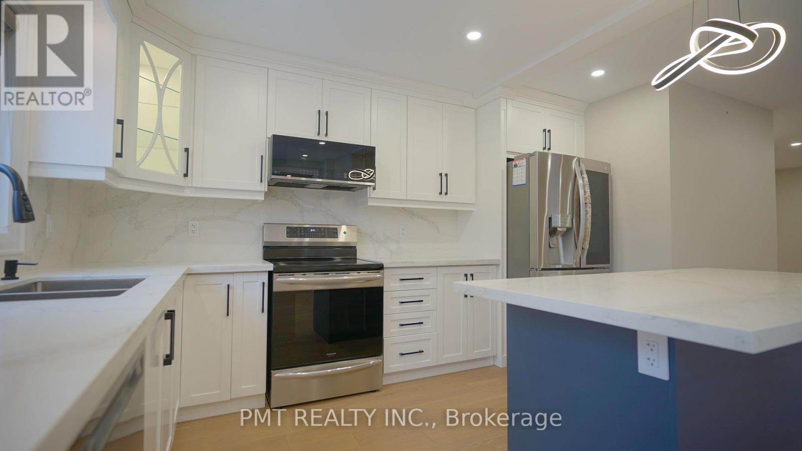 Main - 245 Ravenscroft Road, Ajax (Central West), Ontario  L1T 2A2 - Photo 5 - E12812612