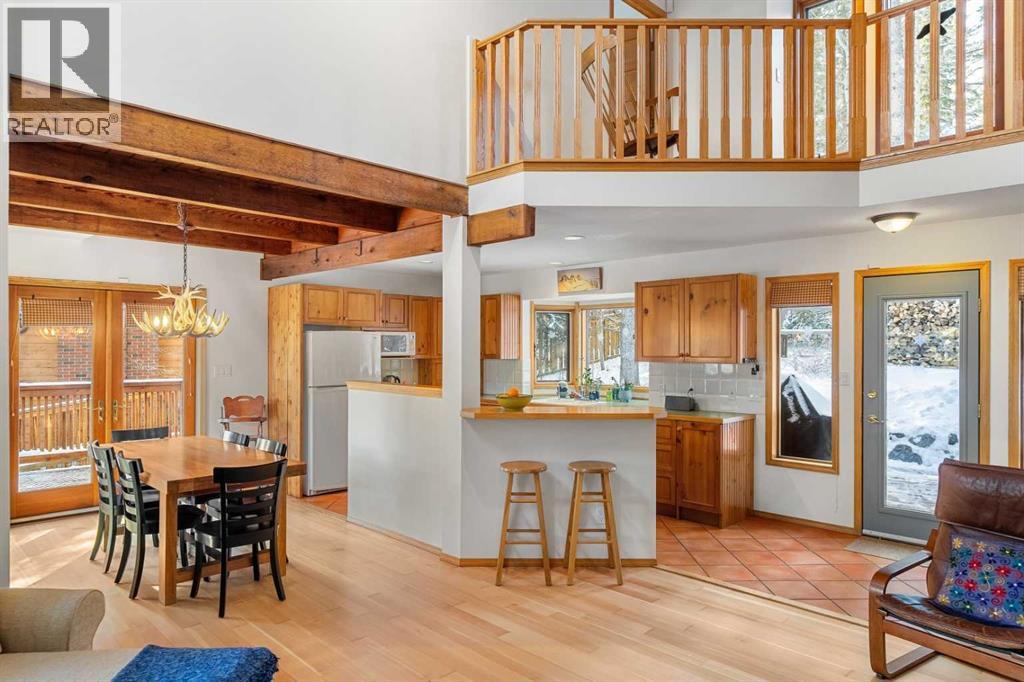 1021 Rundleview Drive, Canmore, Alberta  T1W 2P5 - Photo 9 - A2287316