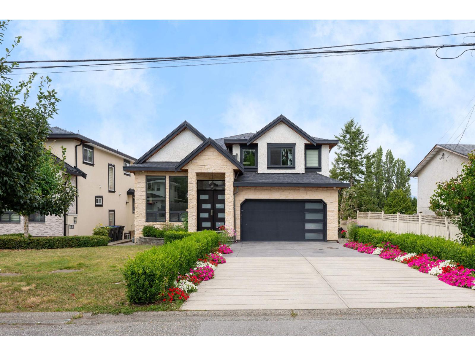 14079 77a Avenue Avenue, Surrey, British Columbia V3W 2X2 - Photo 1 - R3091997