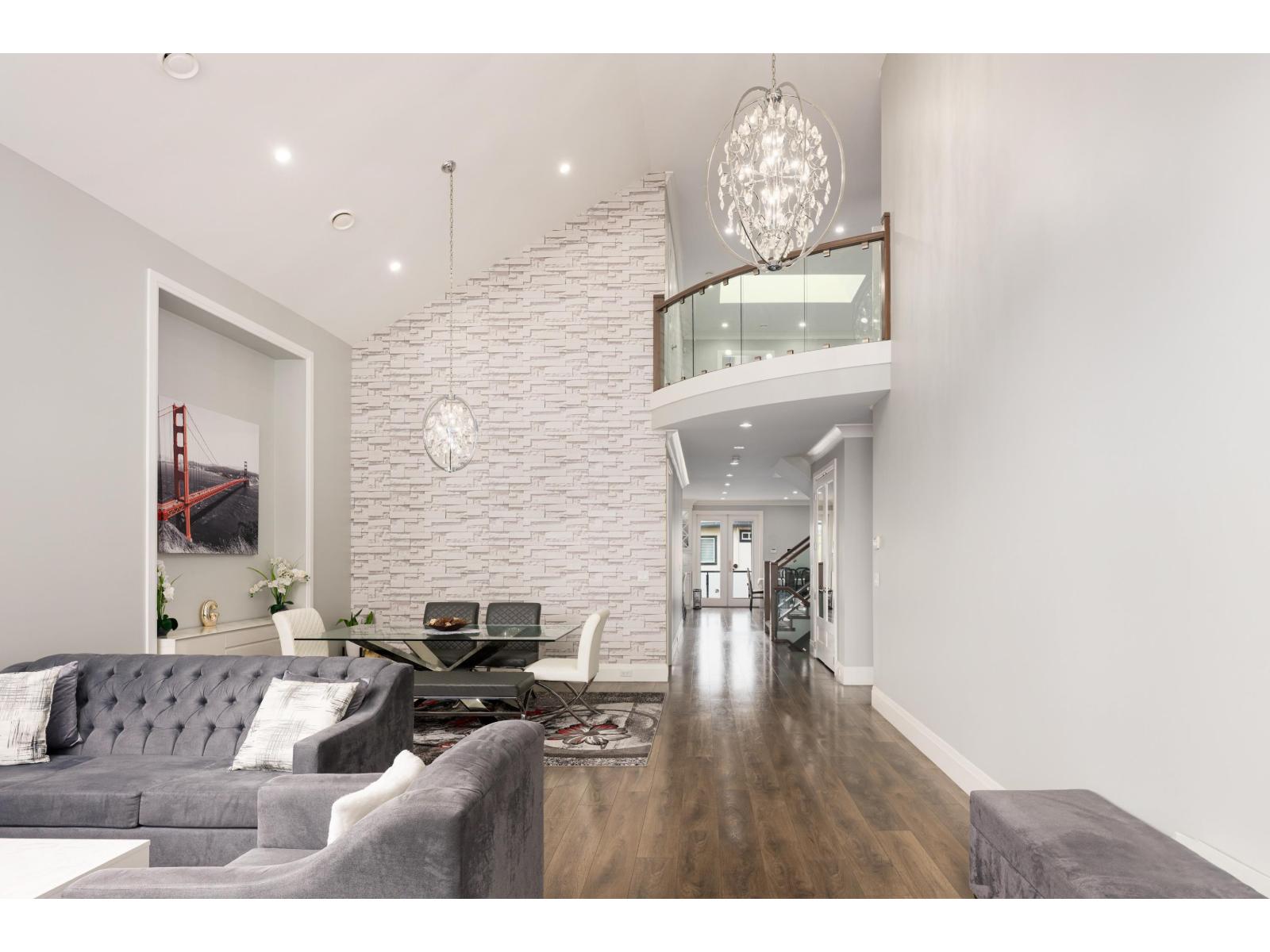 14079 77a Avenue Avenue, Surrey, British Columbia V3W 2X2 - Photo 3 - R3091997