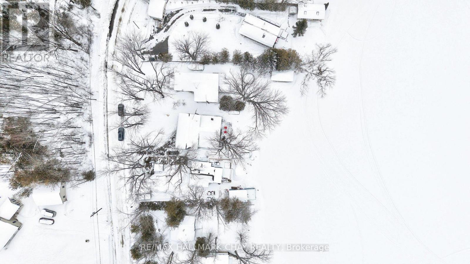 4350 Plum Point Road, Ramara, Ontario  L3V 6H7 - Photo 27 - S12812504