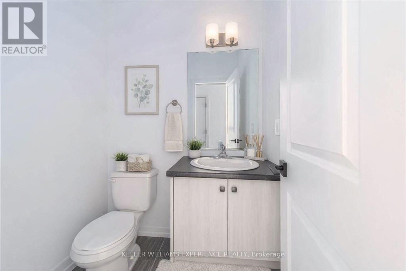 32 Fairlane Avenue, Barrie, Ontario  L9J 0M9 - Photo 8 - S12794980