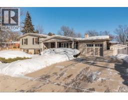92 AUCHMAR Road, Hamilton, Ontario