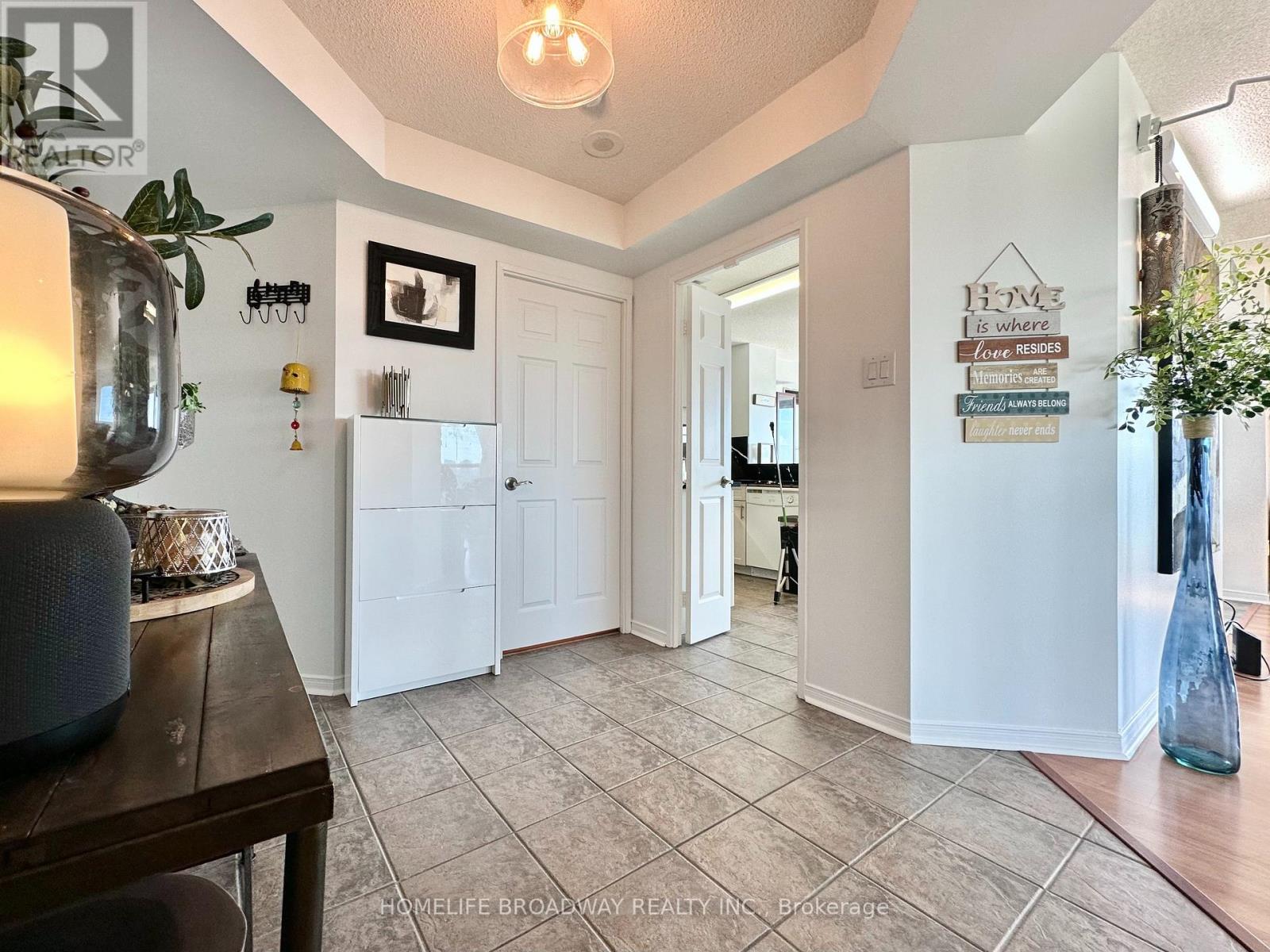 1709 - 2155 Burnhamthorpe Road W, Mississauga, Ontario  L5L 5P4 - Photo 11 - W12812442