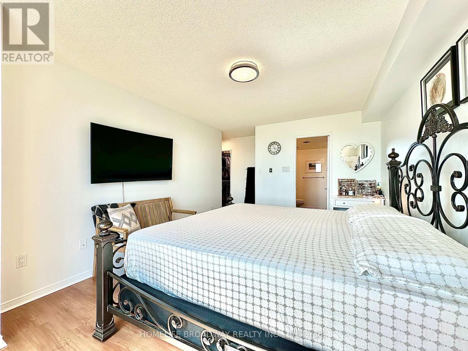 1709 - 2155 Burnhamthorpe Road W, Mississauga, Ontario  L5L 5P4 - Photo 18 - W12812442