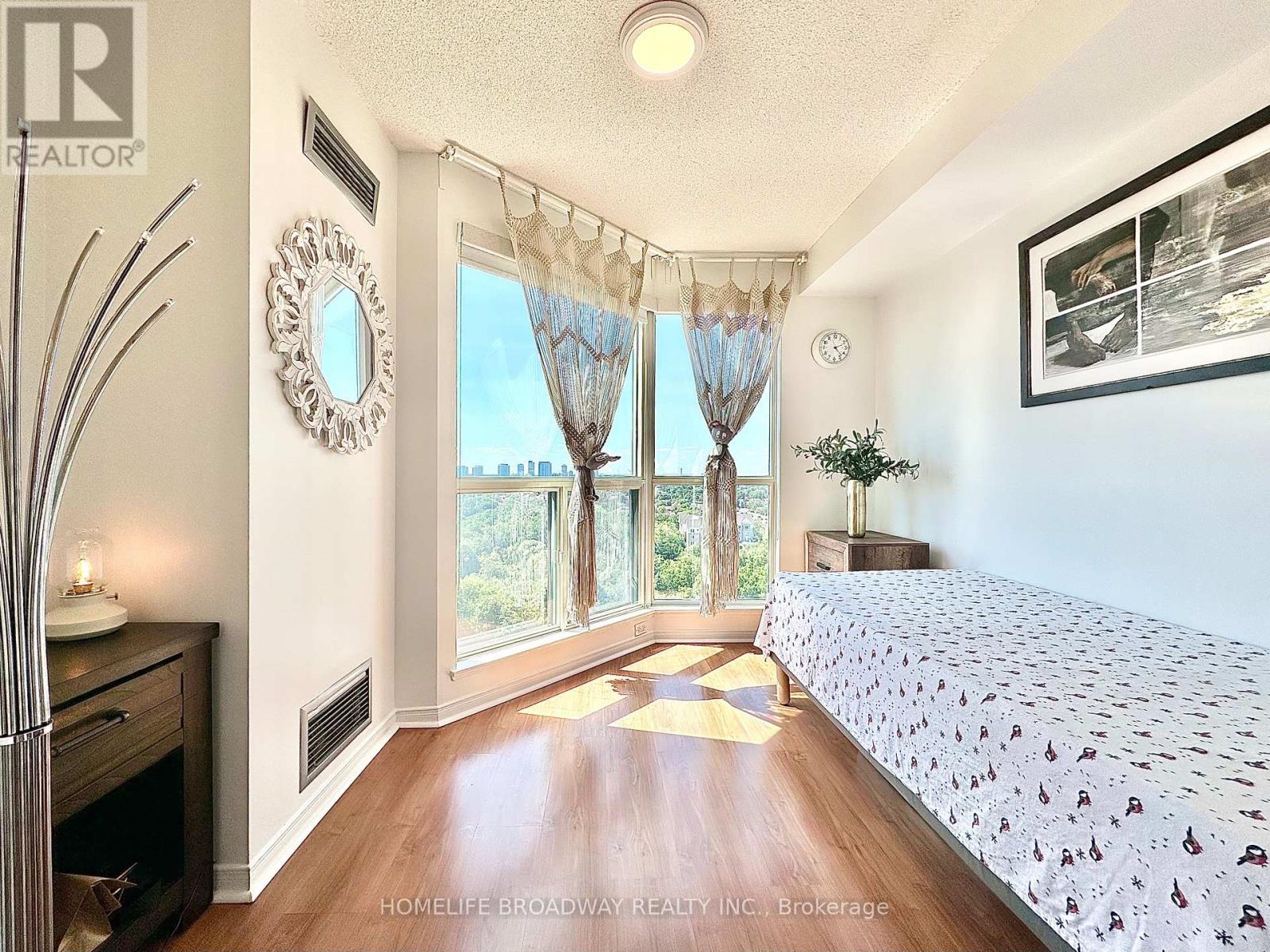 1709 - 2155 Burnhamthorpe Road W, Mississauga, Ontario  L5L 5P4 - Photo 23 - W12812442