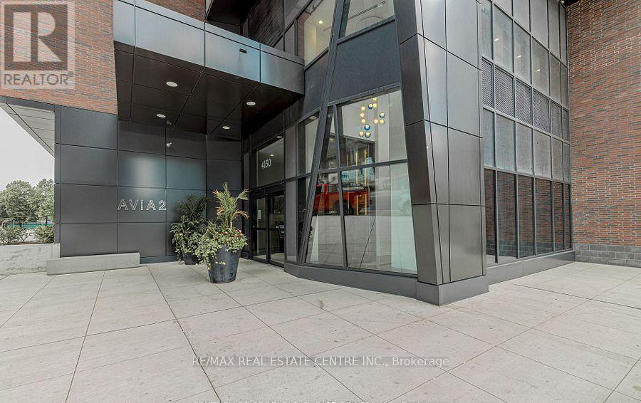 1402 - 4130 Parkside Village Drive, Mississauga, Ontario  L5B 3M8 - Photo 4 - W12812458