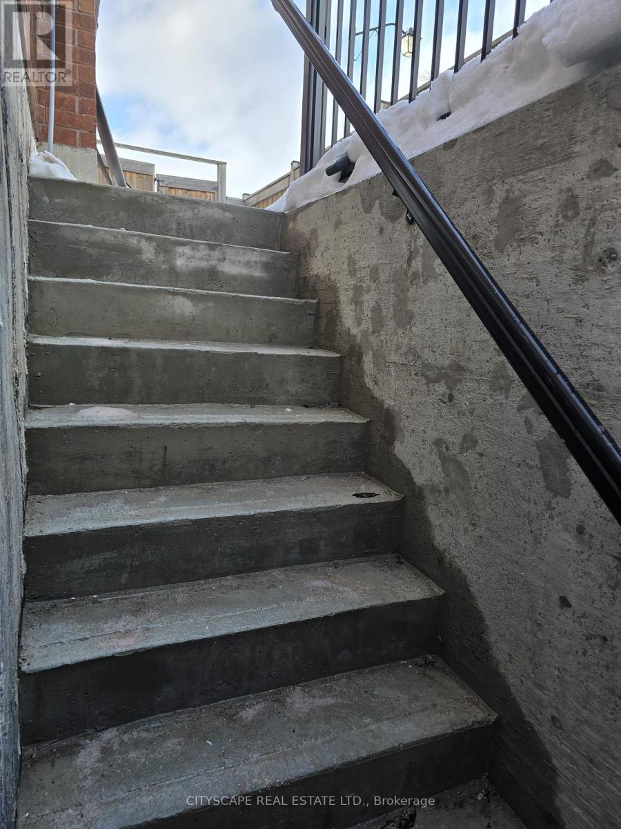 306 Bessborough Drive, Milton, Ontario  L9T 8P5 - Photo 13 - W12812476