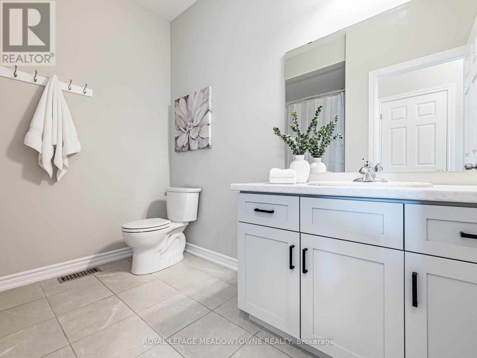 7 - 13 Braida Lane, Halton Hills, Ontario  L7J 1P9 - Photo 8 - W12812490