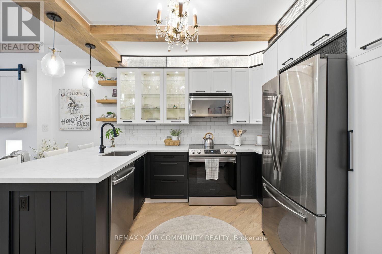 110 - 2267 Lake Shore Boulevard W, Toronto, Ontario  M8V 3X2 - Photo 19 - W12812496