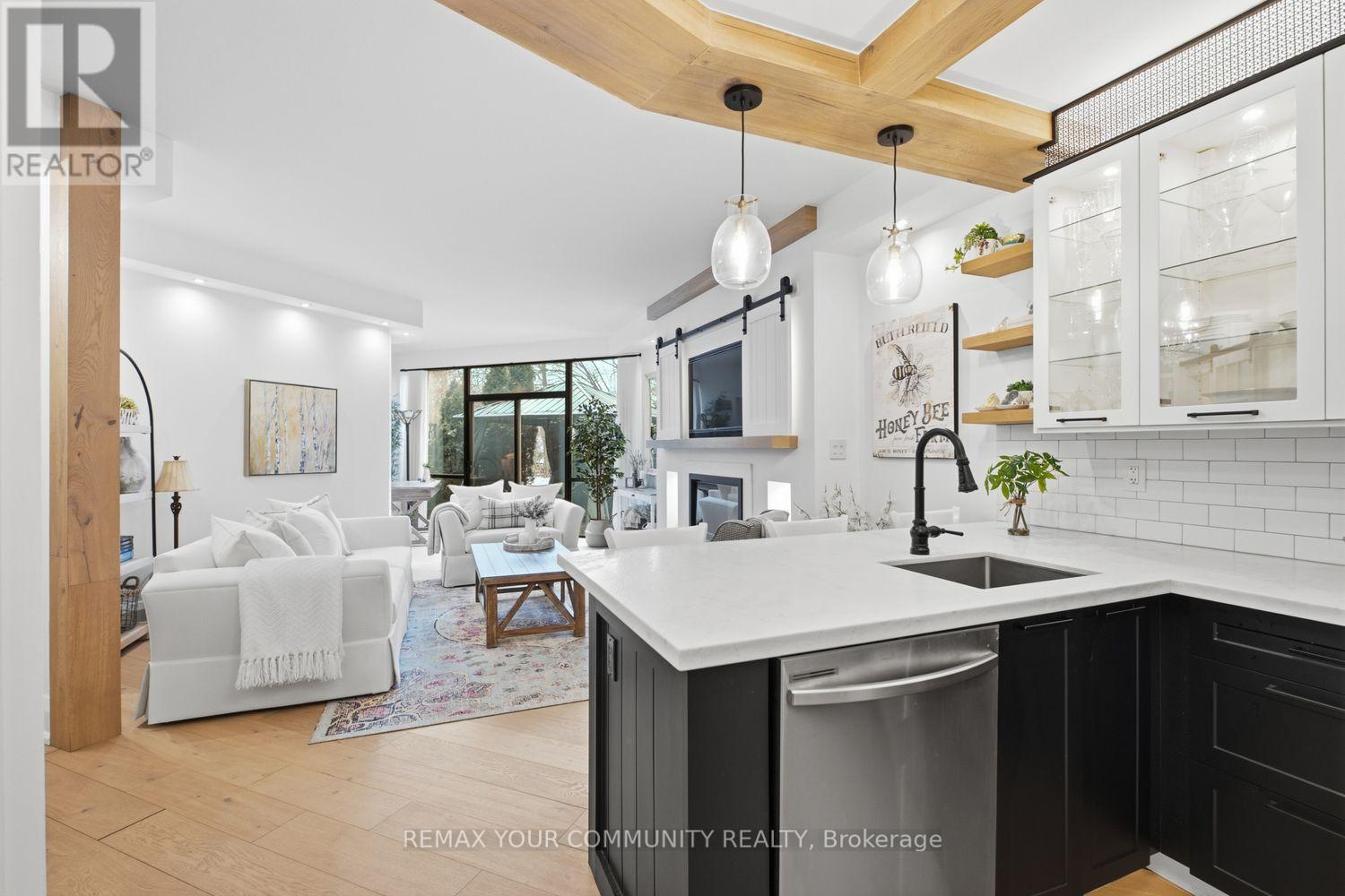 110 - 2267 Lake Shore Boulevard W, Toronto, Ontario  M8V 3X2 - Photo 21 - W12812496