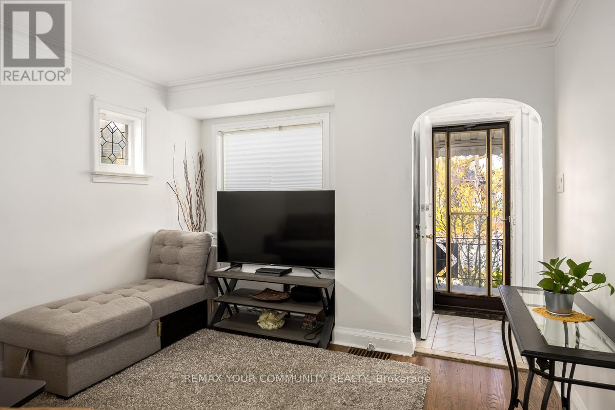 231 Church Street, Toronto, Ontario  M9N 1N9 - Photo 4 - W12812502