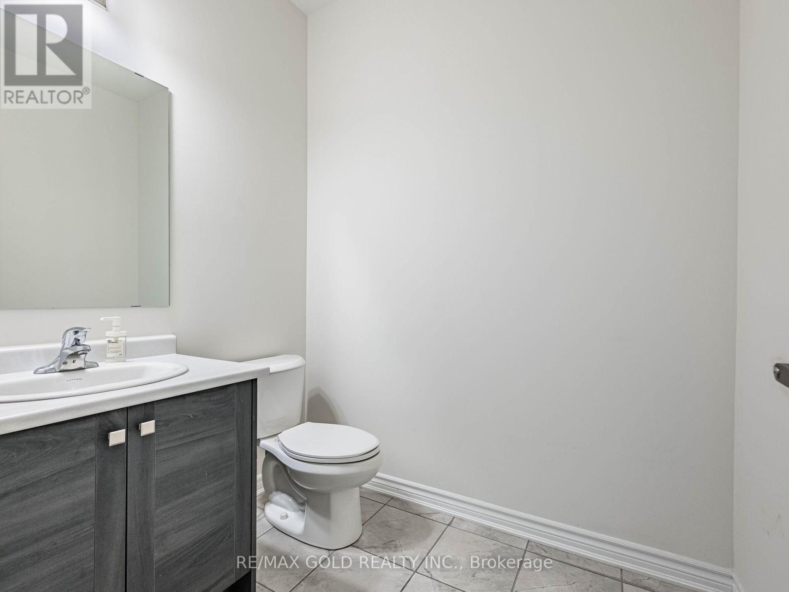 20 Mccormack Road, Caledon, Ontario  L7C 4J6 - Photo 11 - W12812570