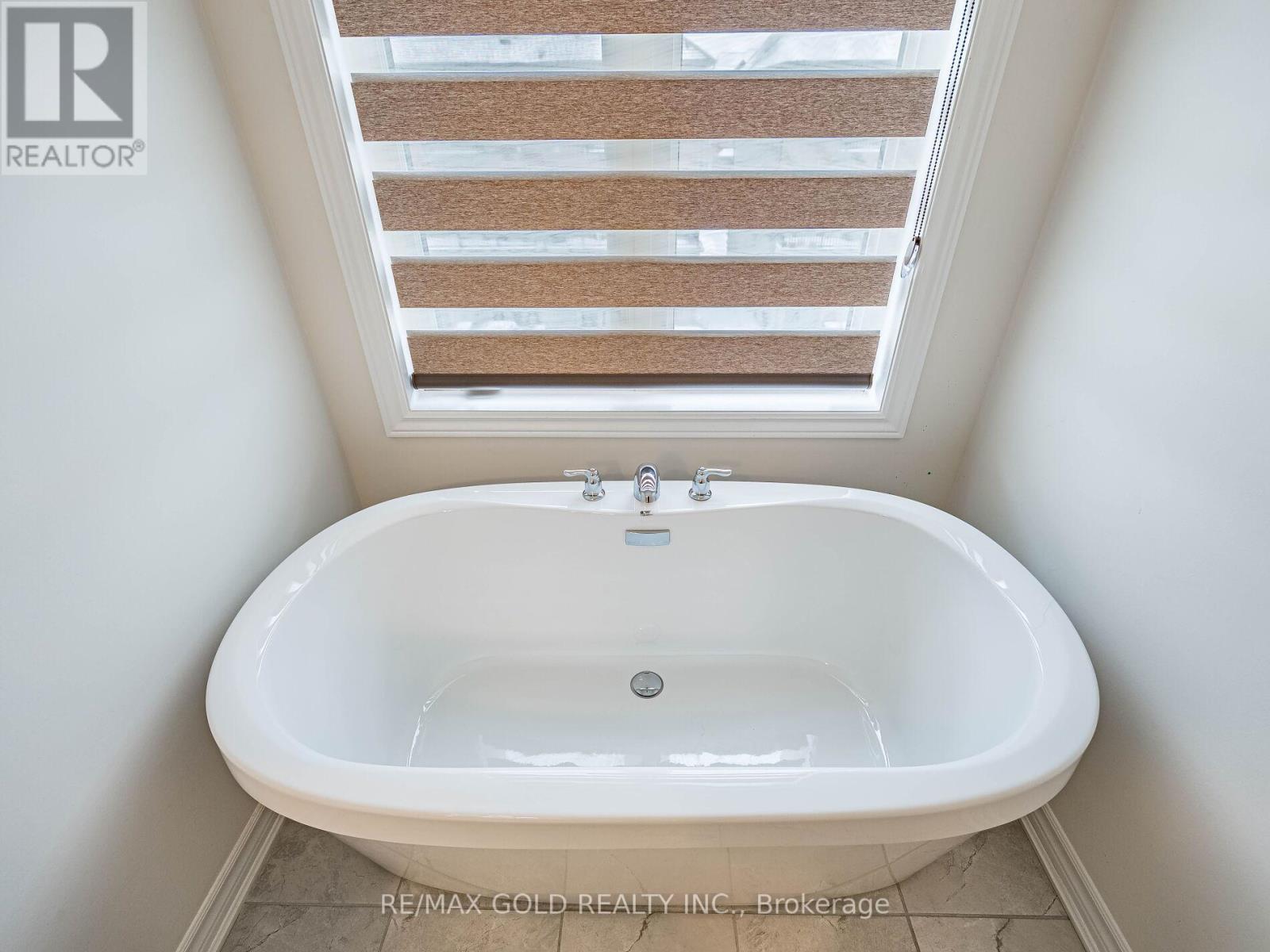 20 Mccormack Road, Caledon, Ontario  L7C 4J6 - Photo 36 - W12812570