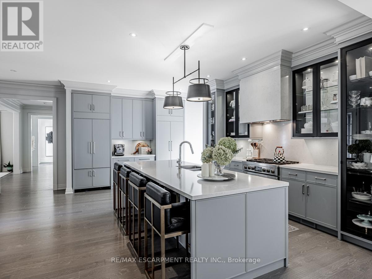 393 Maple Grove Drive, Oakville, Ontario  L6J 4V8 - Photo 17 - W12812578