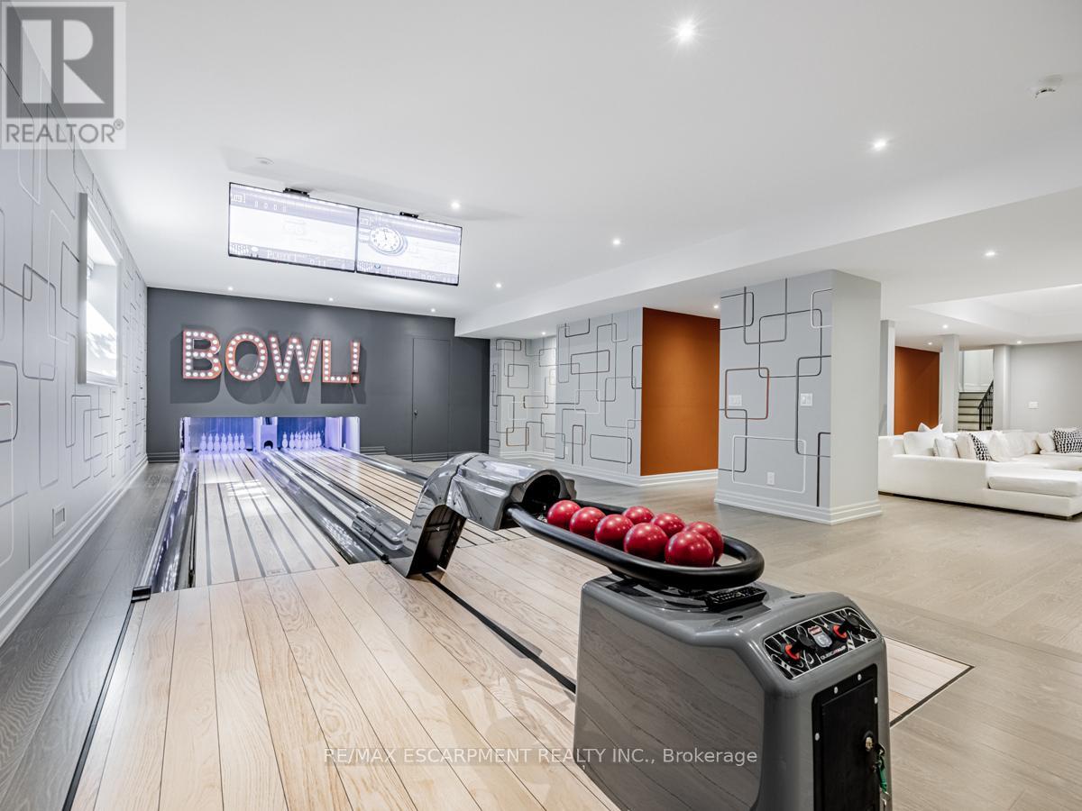 393 Maple Grove Drive, Oakville, Ontario  L6J 4V8 - Photo 41 - W12812578