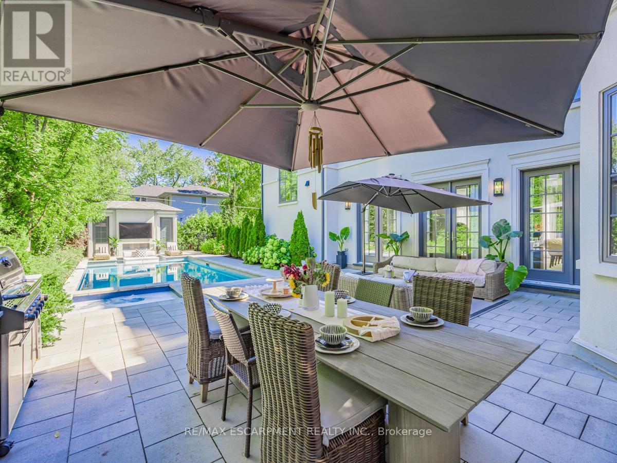 393 Maple Grove Drive, Oakville, Ontario  L6J 4V8 - Photo 46 - W12812578