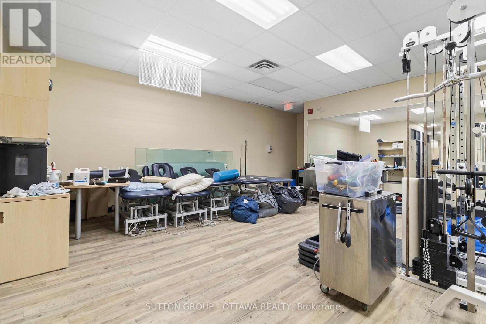 18 King Street W, Brockville, Ontario  K6V 3P6 - Photo 9 - X12471329