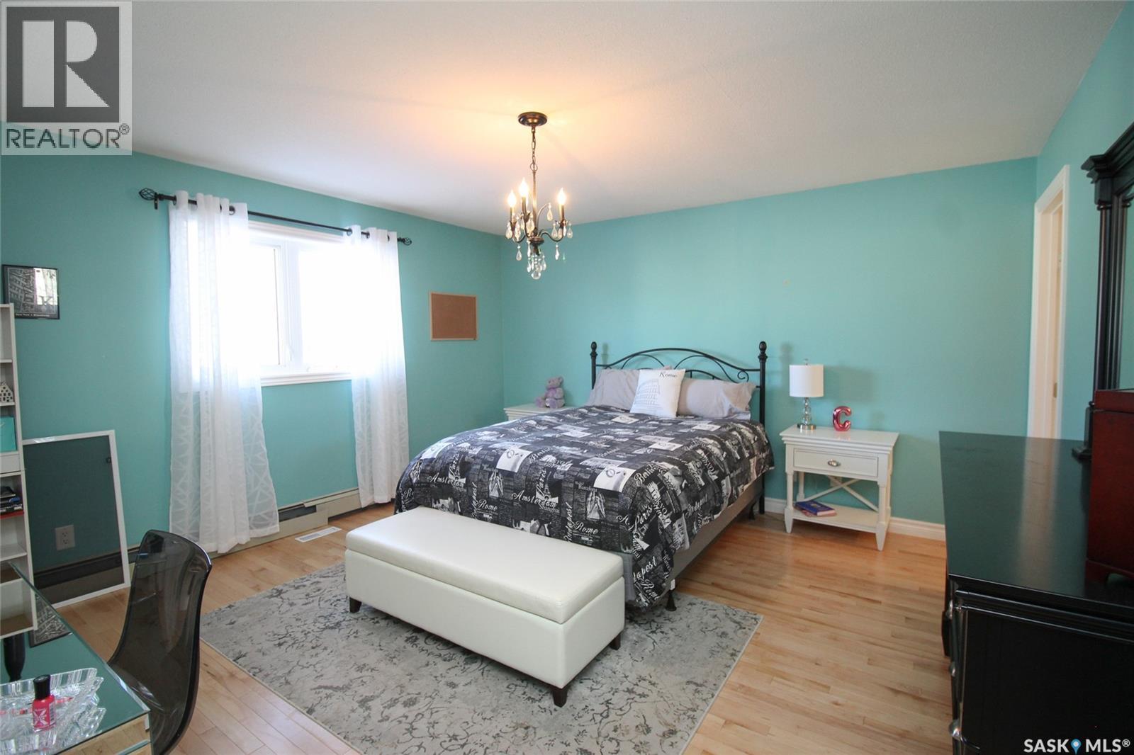 555 5th Street W, Shaunavon, Saskatchewan  S0N 2M0 - Photo 24 - SK015251