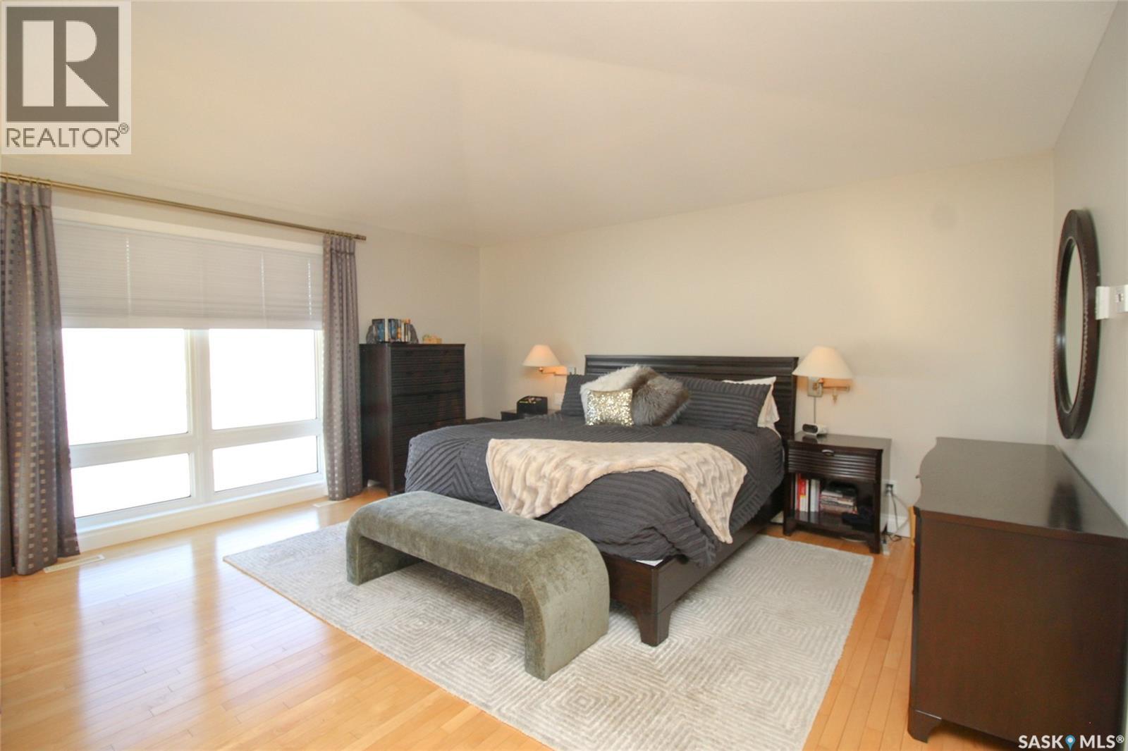 555 5th Street W, Shaunavon, Saskatchewan  S0N 2M0 - Photo 32 - SK015251