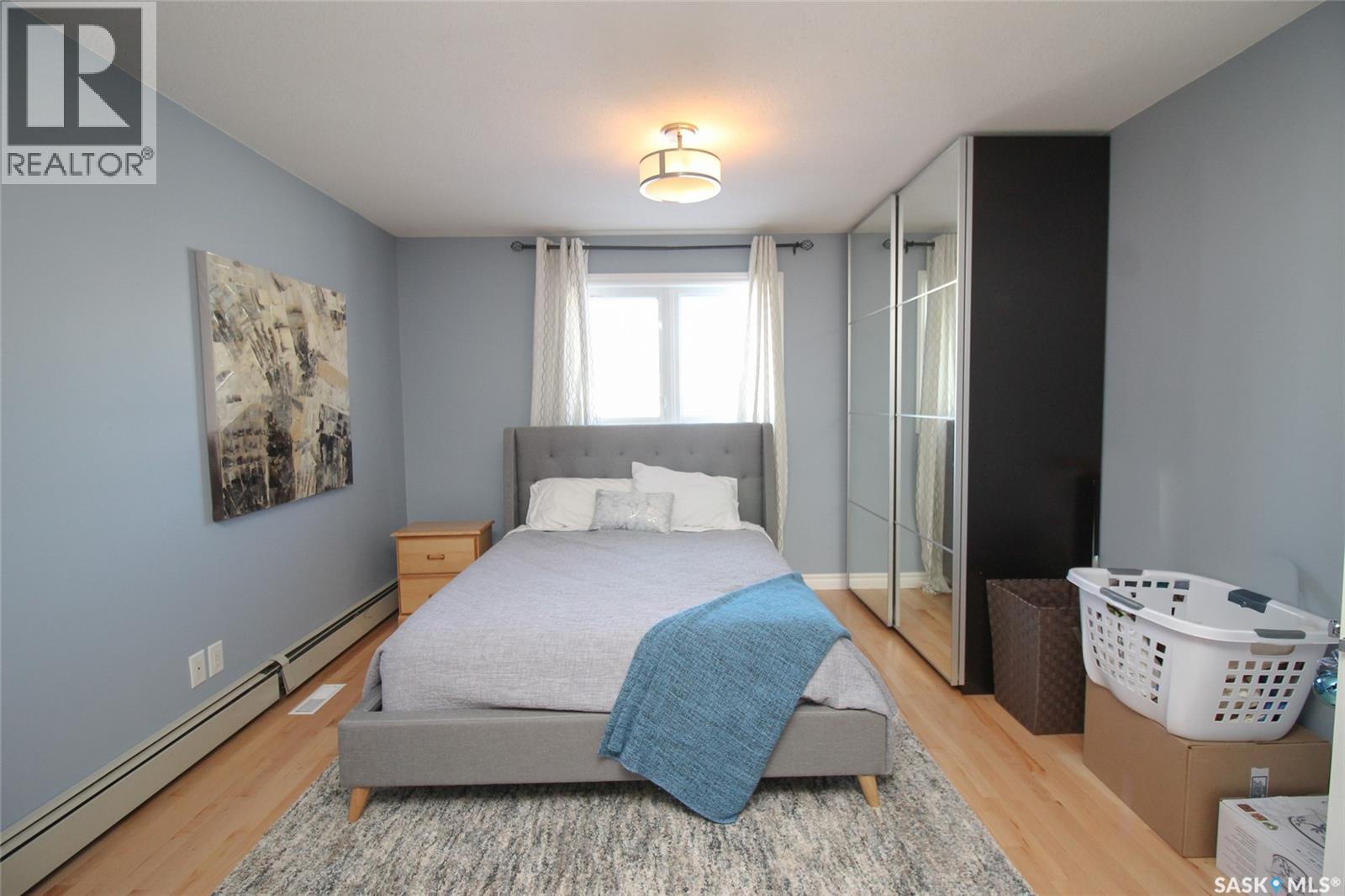 555 5th Street W, Shaunavon, Saskatchewan  S0N 2M0 - Photo 28 - SK015251