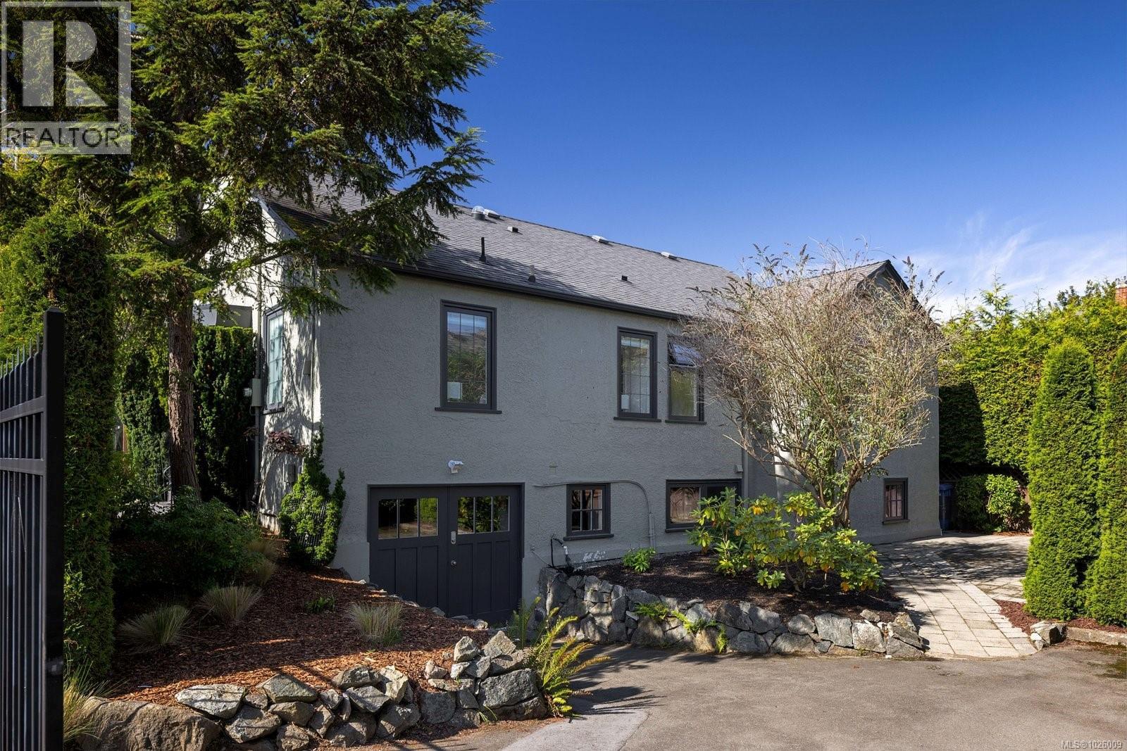 535 Falkland Rd, Oak Bay, British Columbia  V8S 4L6 - Photo 30 - 1026009