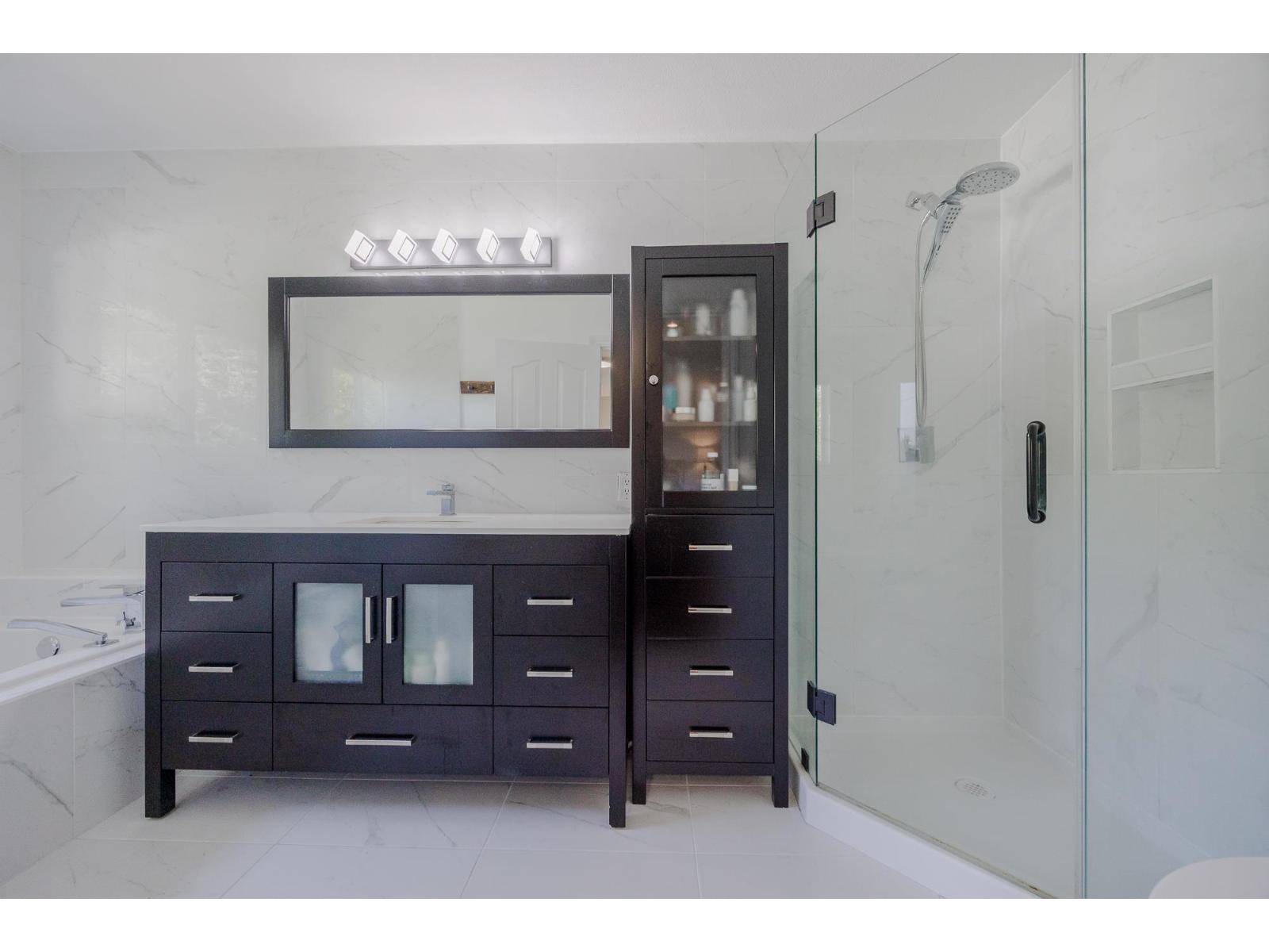 20763 91a Avenue, Langley, British Columbia  V1M 2P6 - Photo 16 - R3086060