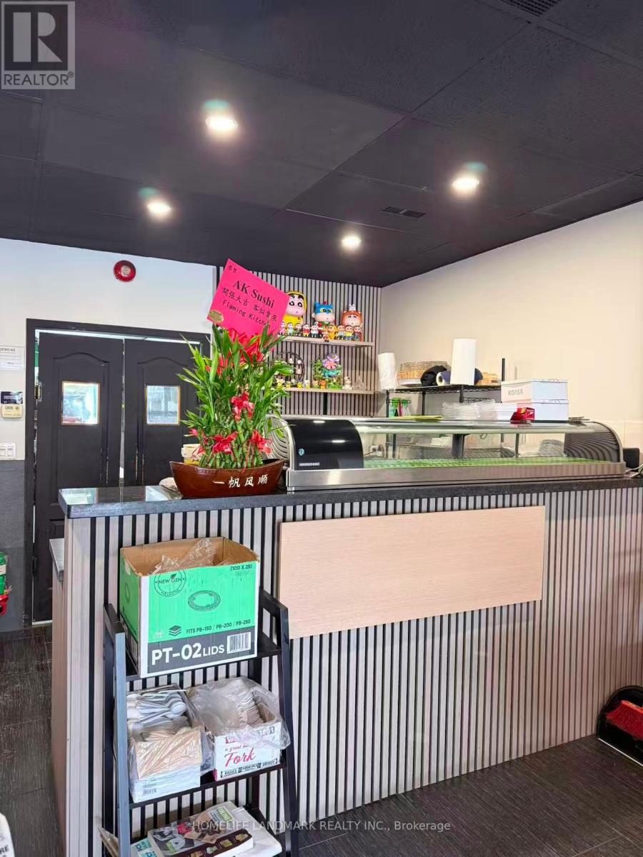 43 Main Street E, Grimsby, Ontario  L3M 1M7 - Photo 4 - X12812518