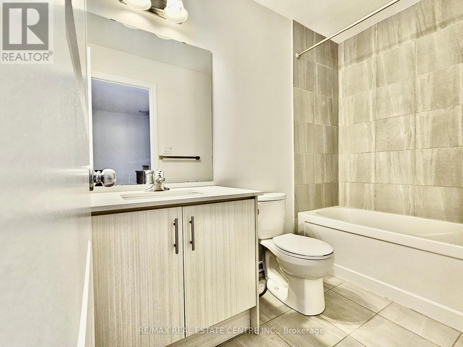 290 Equestrian Avenue, Cambridge, Ontario  N3E 0E7 - Photo 15 - X12812592