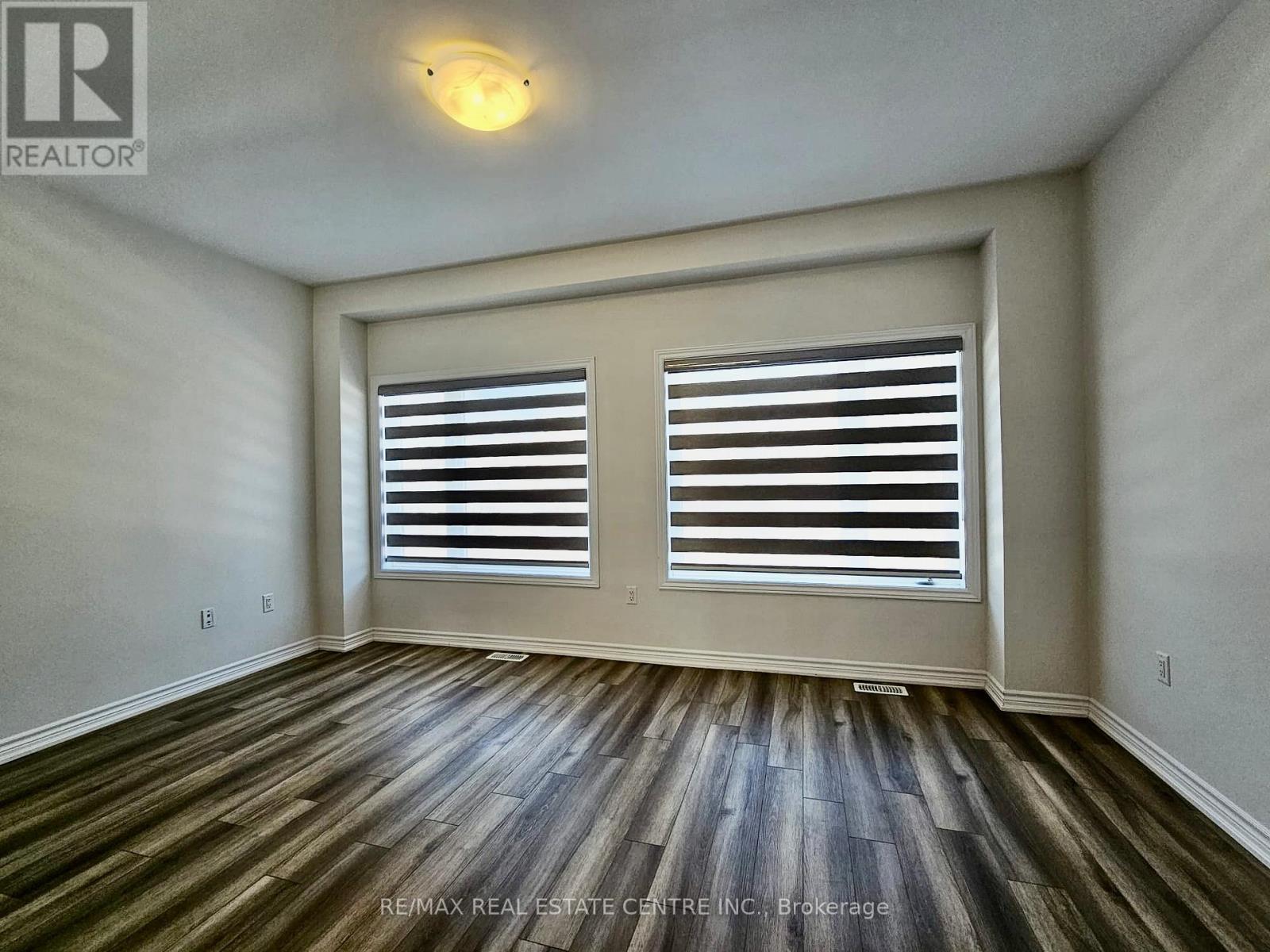 290 Equestrian Avenue, Cambridge, Ontario  N3E 0E7 - Photo 5 - X12812592