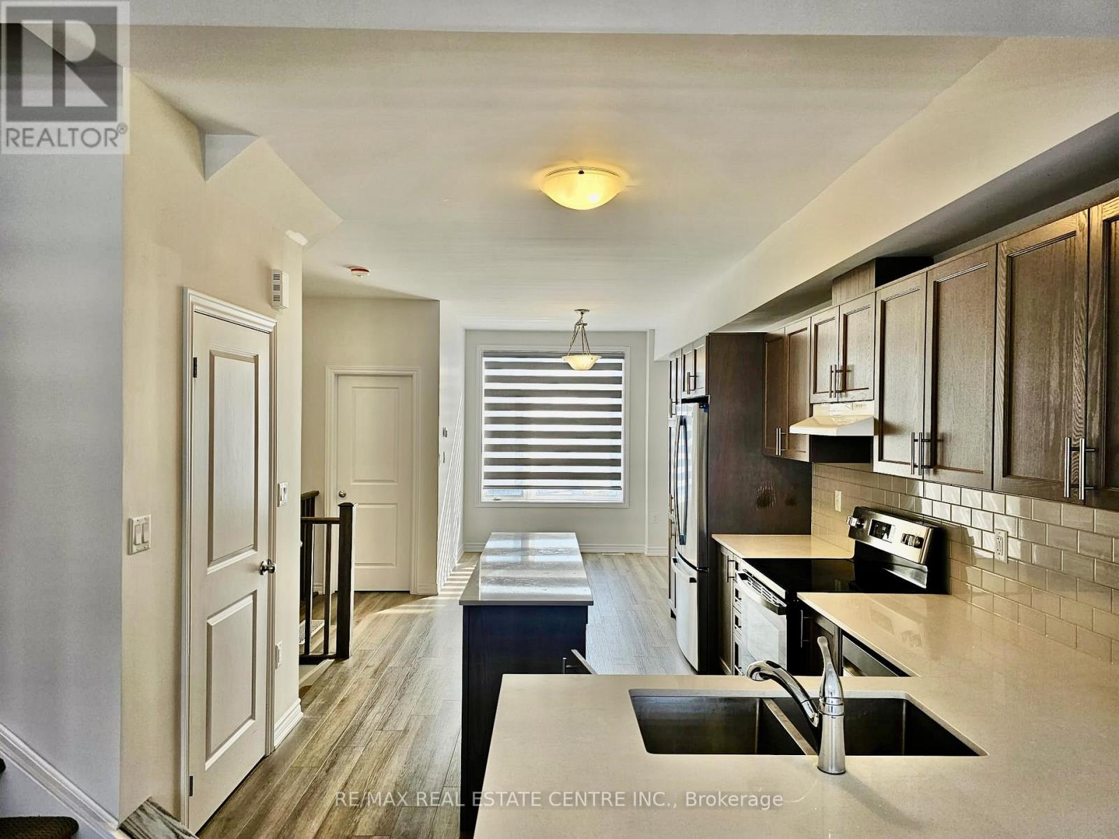 290 Equestrian Avenue, Cambridge, Ontario  N3E 0E7 - Photo 8 - X12812592