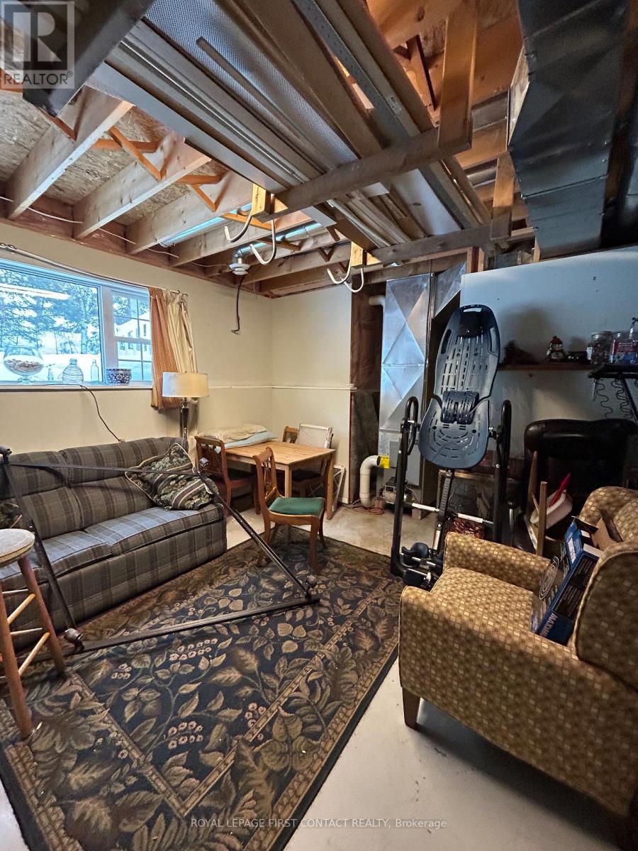 1041 Welch Road, Minden Hills, Ontario  K0M 2K0 - Photo 21 - X12812604