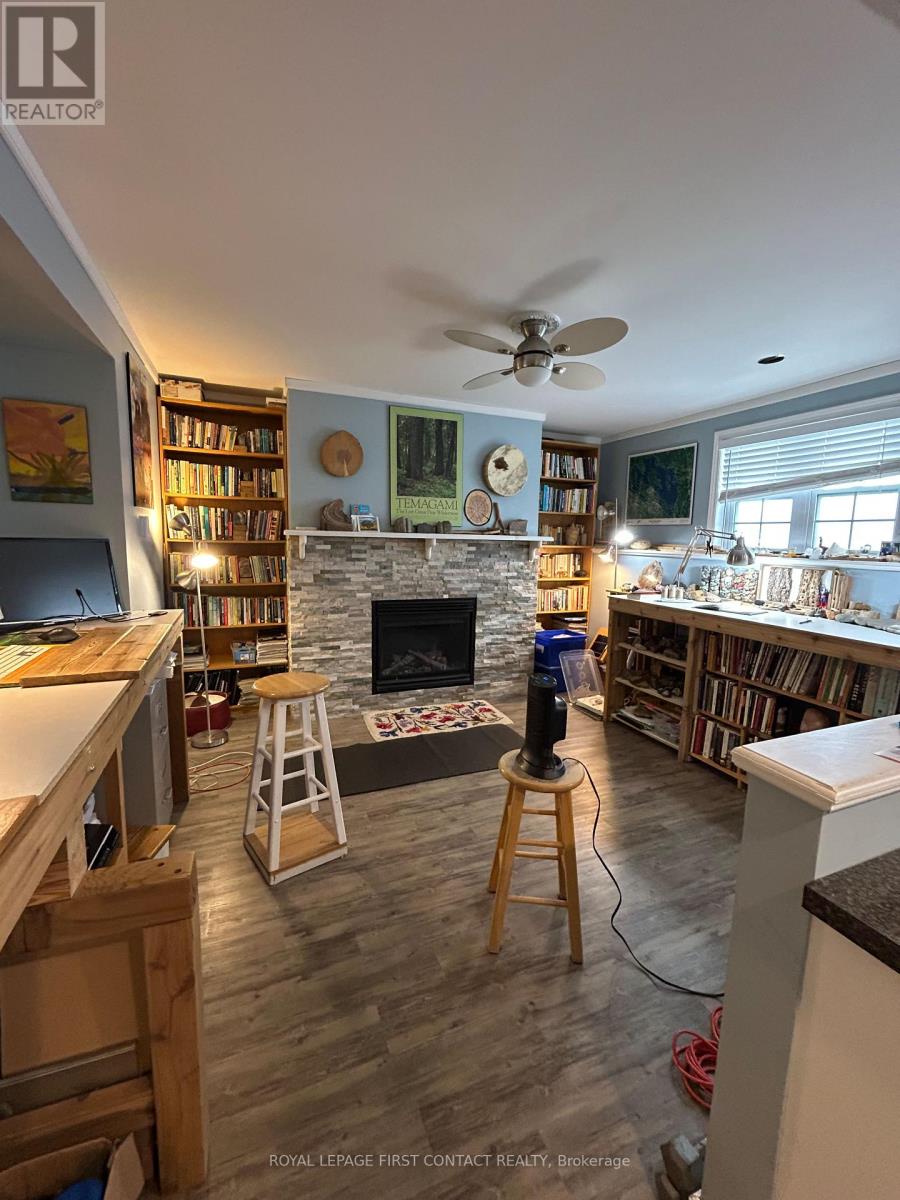 1041 Welch Road, Minden Hills, Ontario  K0M 2K0 - Photo 25 - X12812604