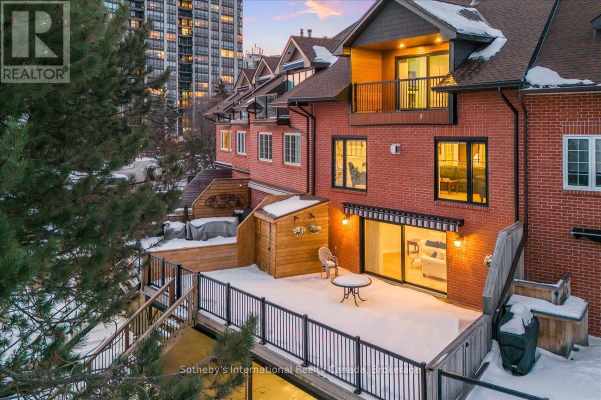 10 Southwind Terrace, Oakville, Ontario  L6L 6K5 - Photo 38 - W12812190