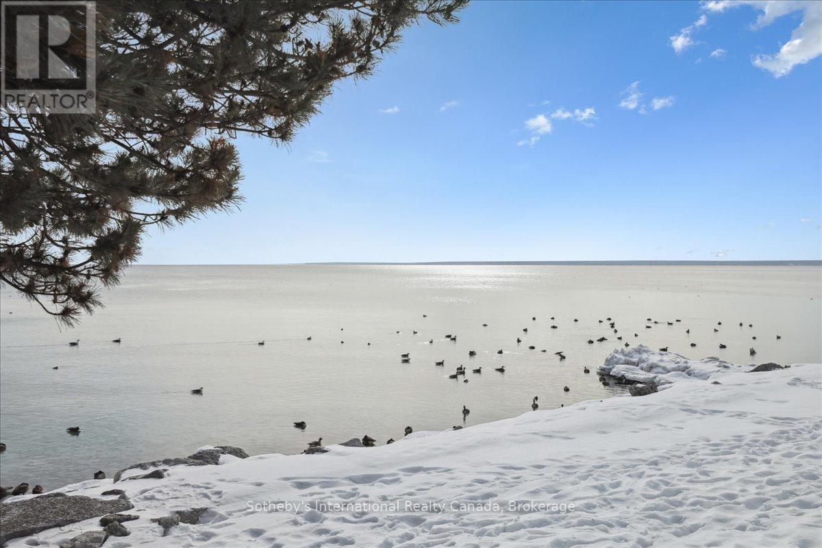 10 Southwind Terrace, Oakville, Ontario  L6L 6K5 - Photo 41 - W12812190