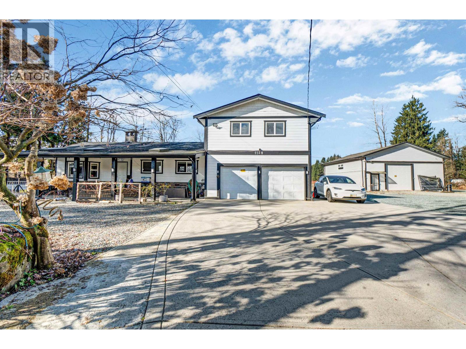 1128 DEVON STREET, Coquitlam, British Columbia